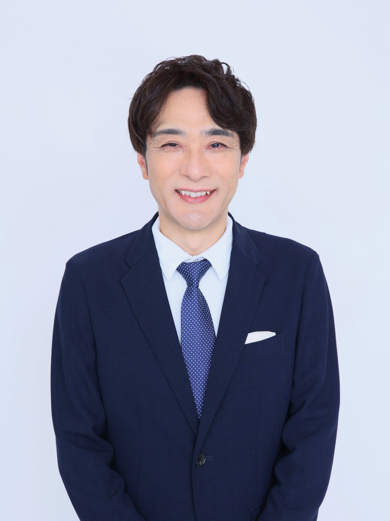 横山剛スーツバストアップ2