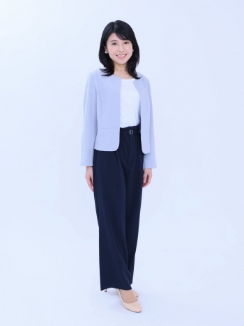 平井美優フォーマル全身