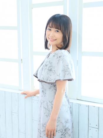 3311佐藤綾香カジュアル上
