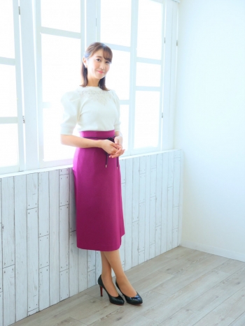 ★青木美菜自然光全身1